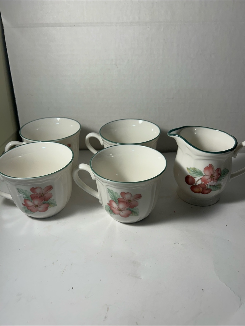 Floral Porcelain Creamer and Teacup Set in Soft Pink and Green 4 cups. 1 creamer
